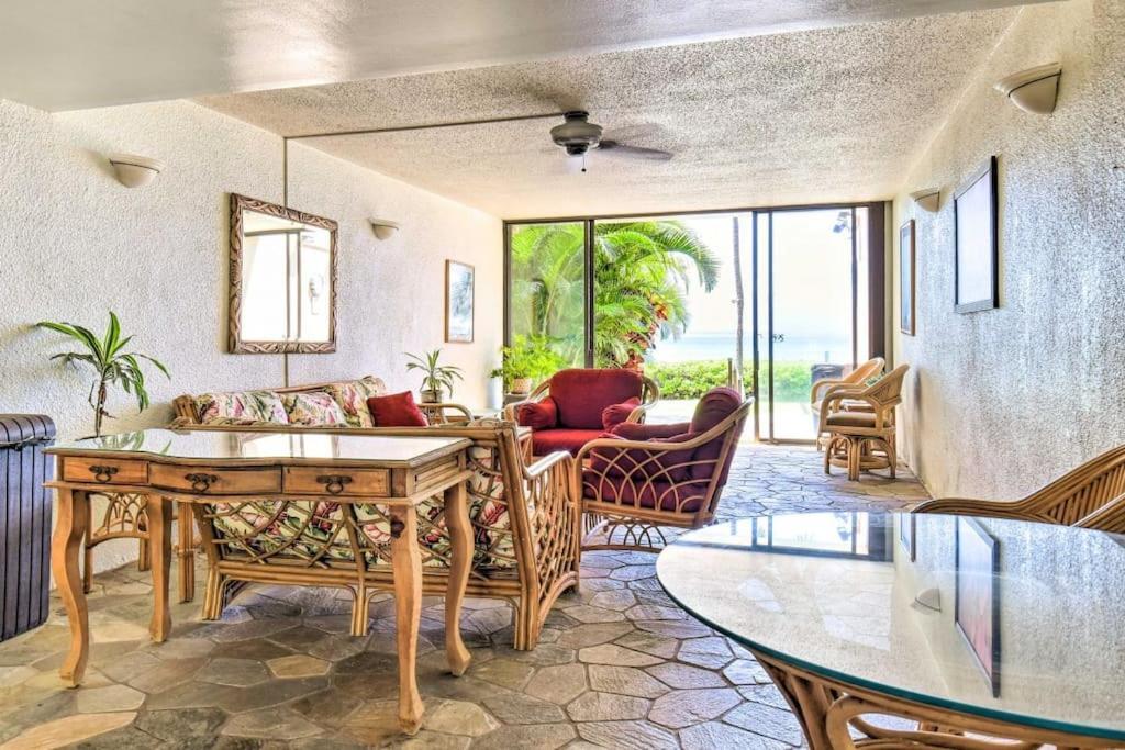 Maui Oceanfront Haven: Beachside Retreat with Turtle & Whale Watching Wailuku Exterior photo