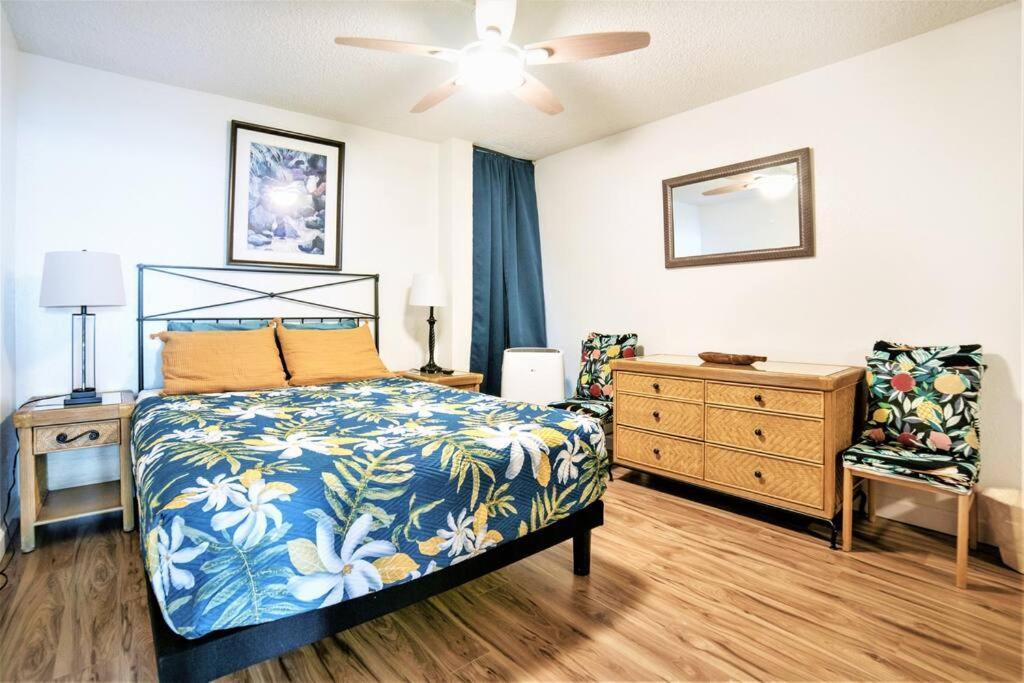 Maui Oceanfront Haven: Beachside Retreat with Turtle & Whale Watching Wailuku Exterior photo